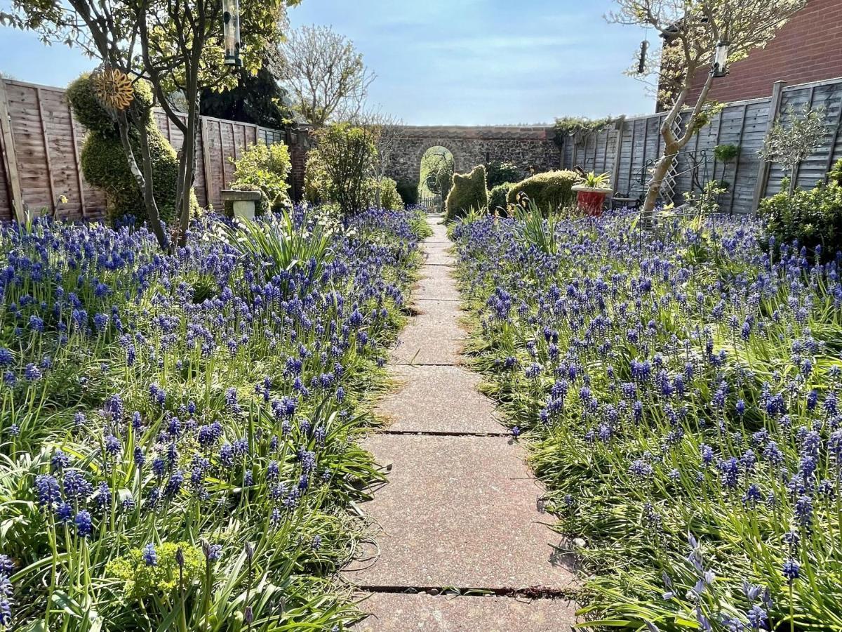 Flint Cottage Stiffkey Exterior foto